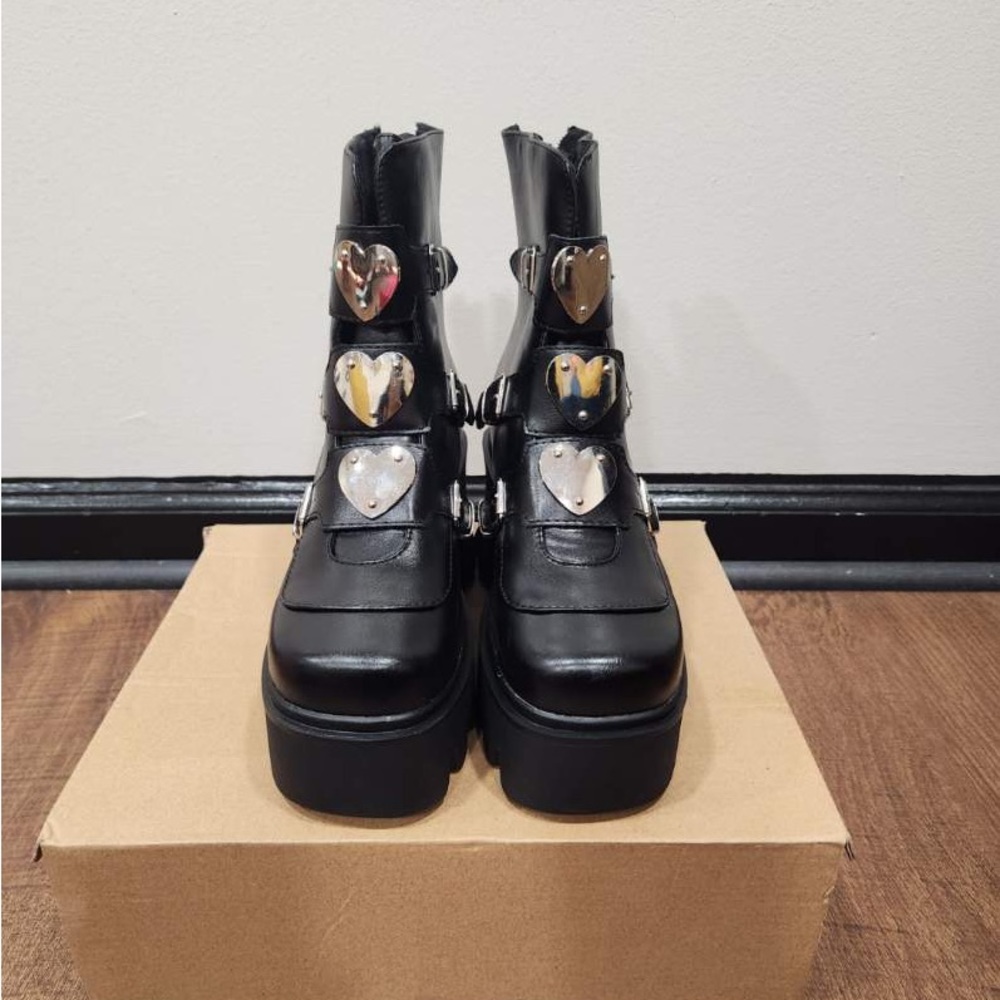 Platform goth platform boots